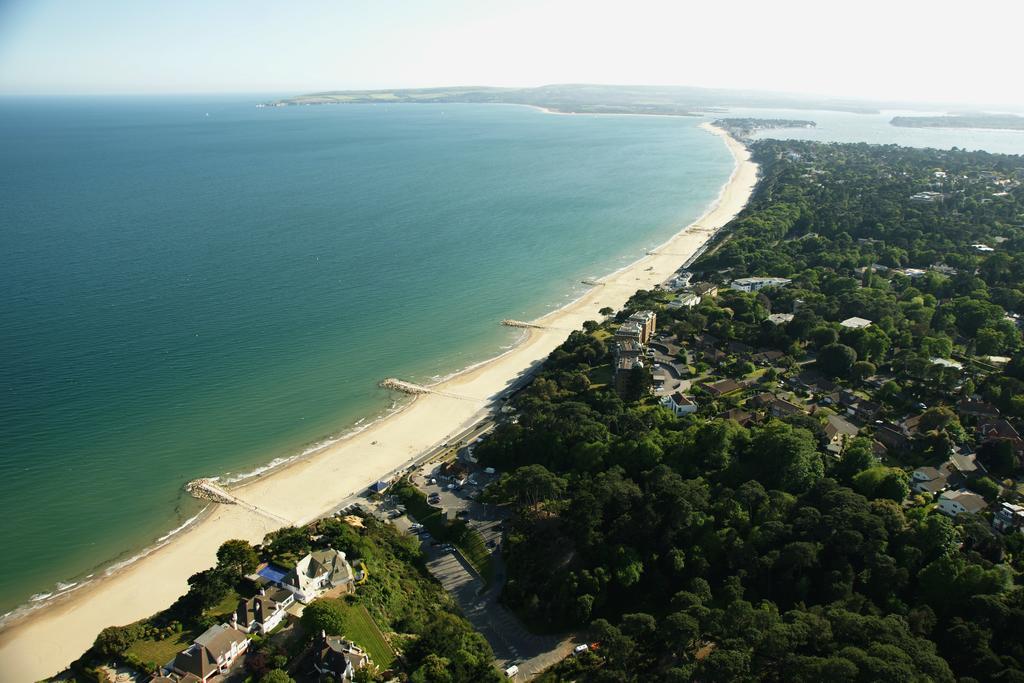 The Canford Poole Exteriör bild